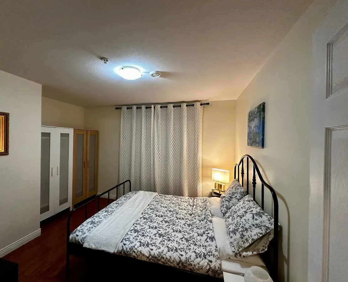 Sixpine Suite - 2 Bedroom Suite 밴쿠버 0*,