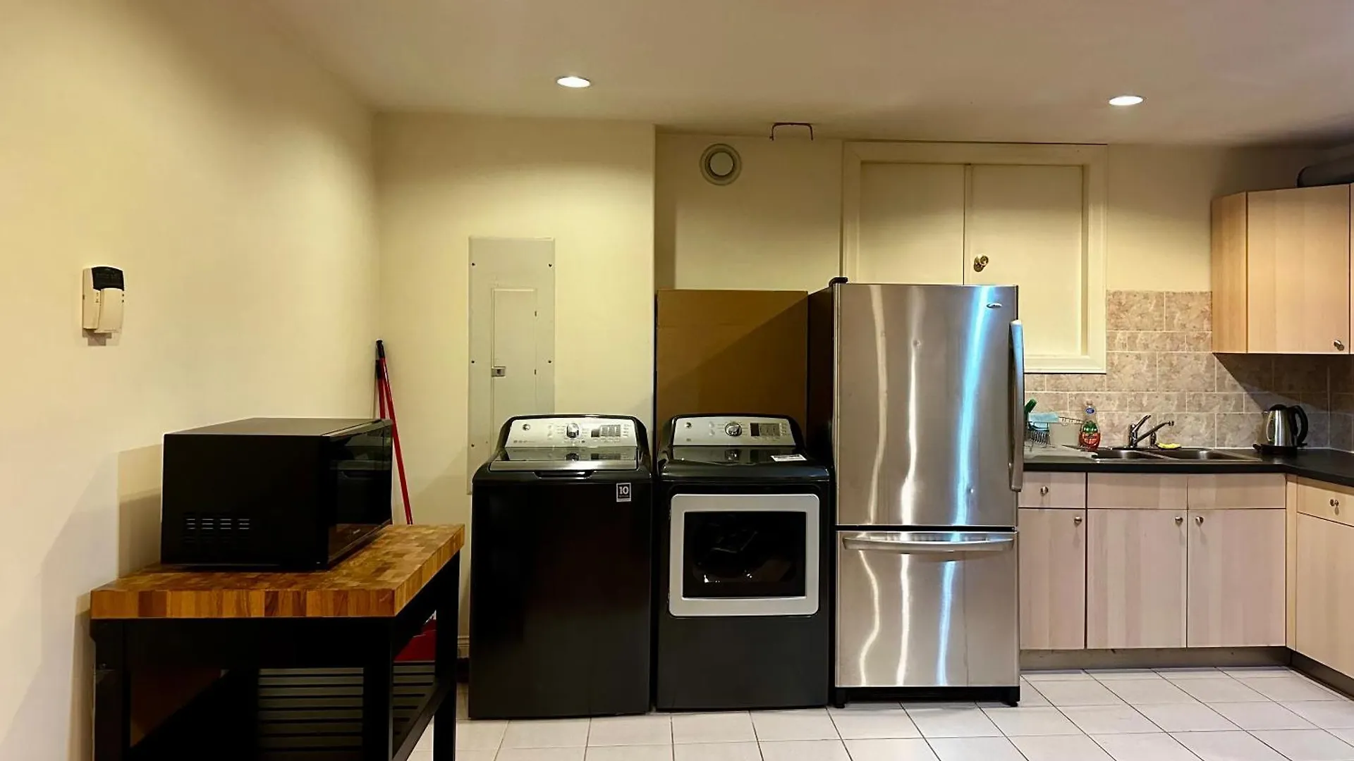 Apartment Sixpine Suite - 2 Bedroom Suite Vancouver